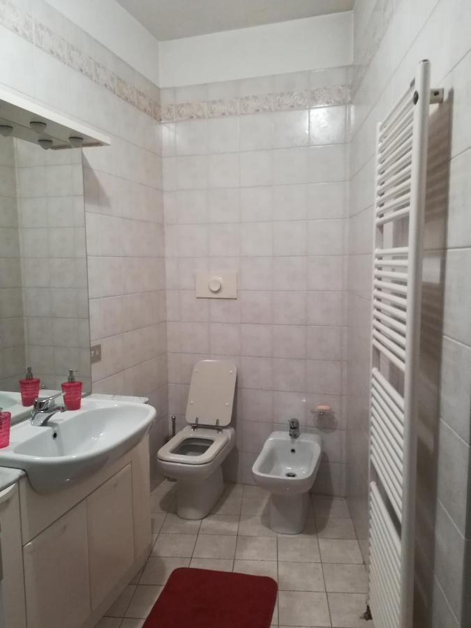 Bilocale Vicino Al Teatro Ponchielli Apartman Cremona Kültér fotó